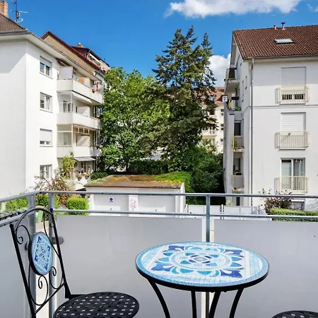 Baechle - Zentral Wohnen Mit Balkon In Apartamento